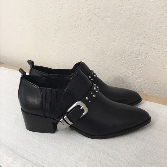 Bcbgeneration Loela Leather Black Ankle Boots Sz.8.5